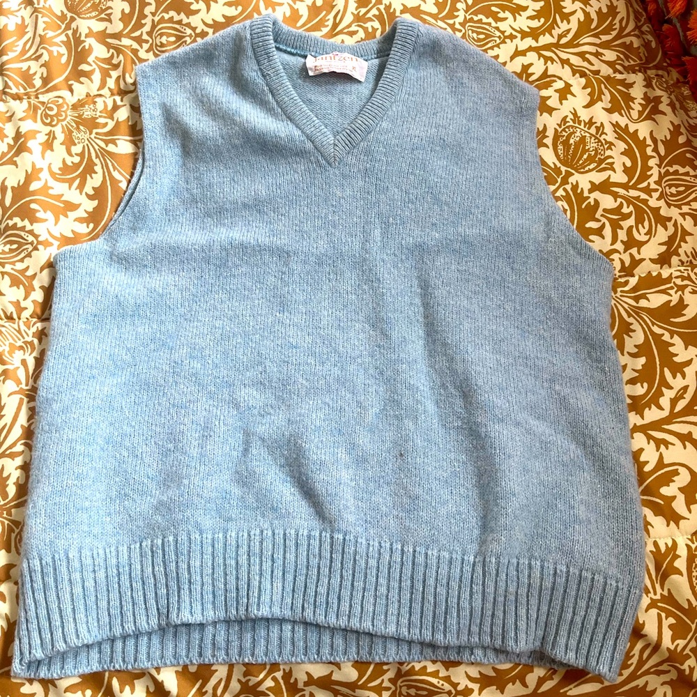 Vintage Teal Jantzen men’s sweater vest.